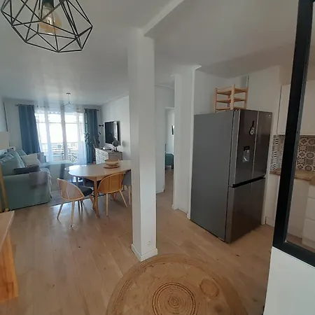 Reves D'or Apartman *